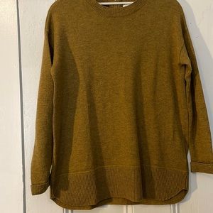Women’s mustard color crew neck with zipper back